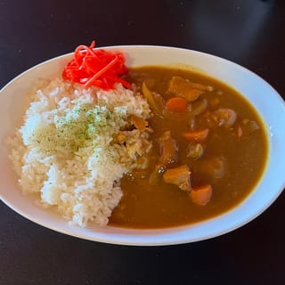 chicken curry with green salad (to go)